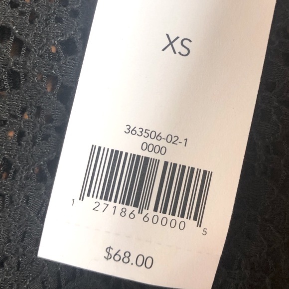 NWT Banana Republic Women’s Black Blouse Size XS - Picture 6 of 7